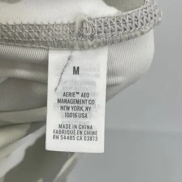 Aerie Camo Leggings Size M Chill Play Camo NWOT Camoflauge Light - Picture 3 of 7